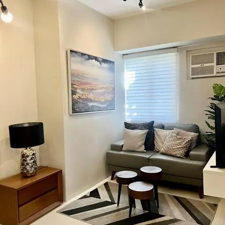 Kazoku 2Br Family Condo At Shaw